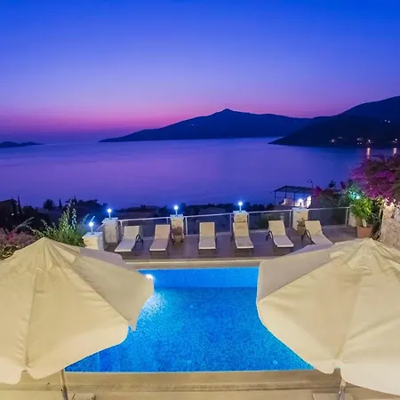 Sleeps 8 With Pool Air Con And Wifi Villa *