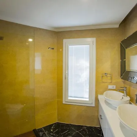 Sleeps 8 With Pool Air Con And Wifi Villa Kalkan