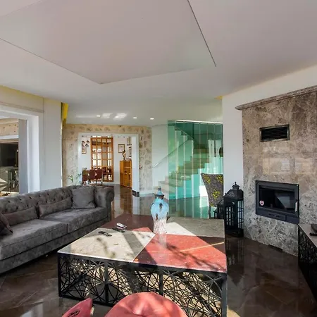Villa Sleeps 8 With Pool Air Con And Wifi Kalkan