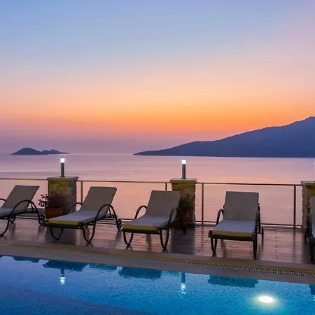 Sleeps 8 With Pool Air Con And Wifi Villa Kalkan